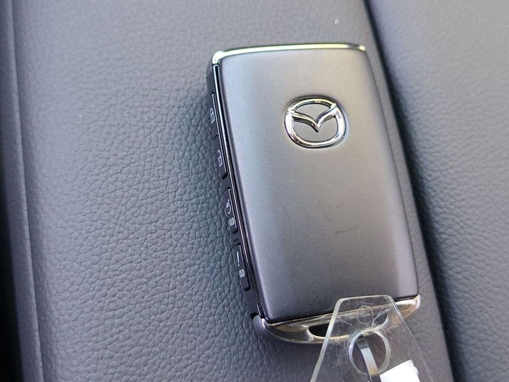 Thumbnail: 2025 Mazda CX-50 - 17