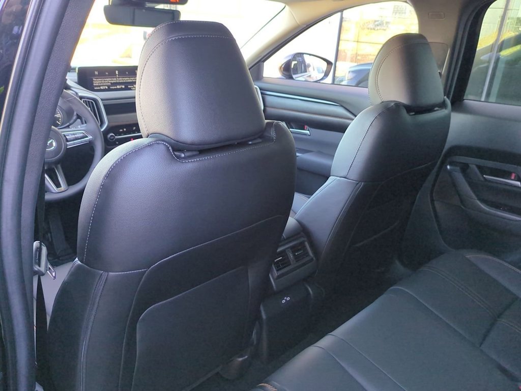 Thumbnail: 2025 Mazda CX-50 - 12