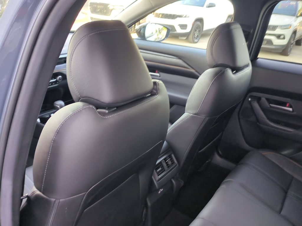 Thumbnail: 2026 Mazda CX-50 - 11
