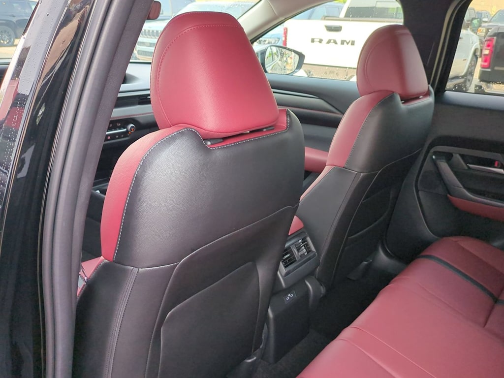Thumbnail: 2026 Mazda CX-50 - 12