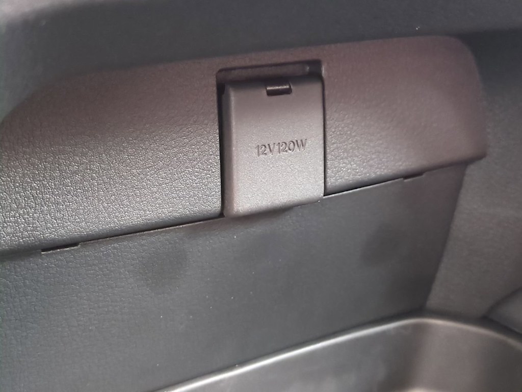 Thumbnail: 2025 Mazda CX-50 - 32