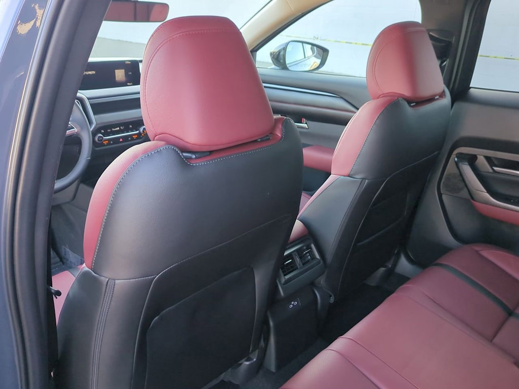 Thumbnail: 2026 Mazda CX-50 - 12