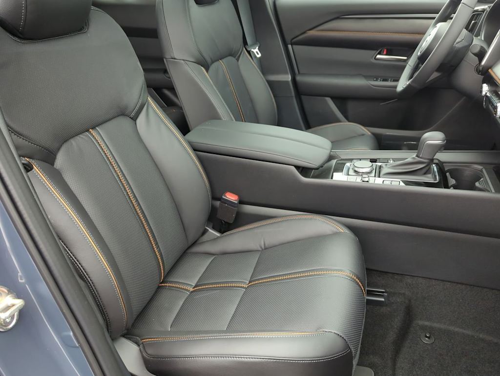 Thumbnail: 2025 Mazda CX-50 - 10