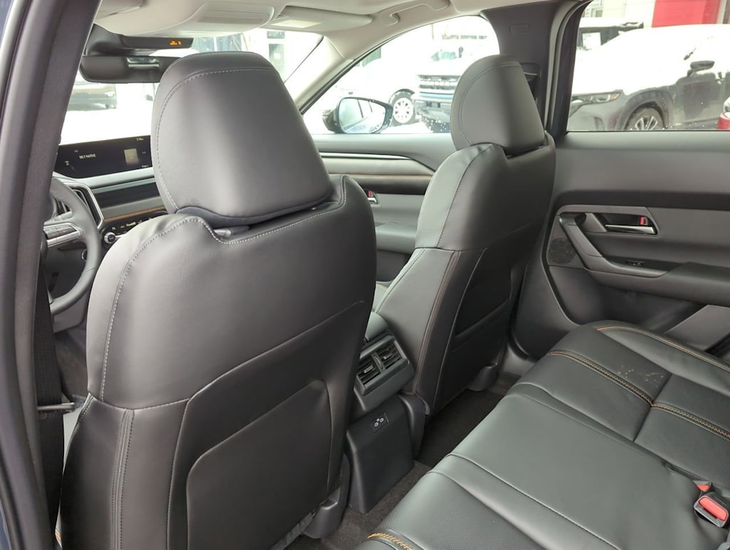 Thumbnail: 2025 Mazda CX-50 - 11