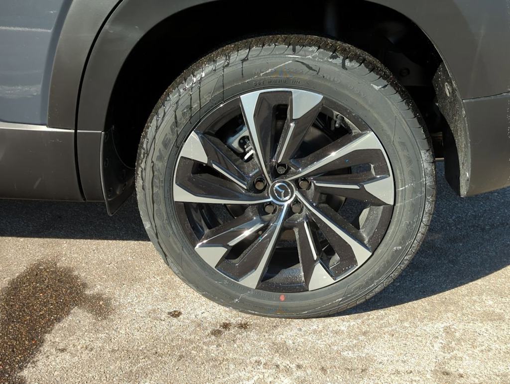 Thumbnail: 2025 Mazda CX-50 - 8