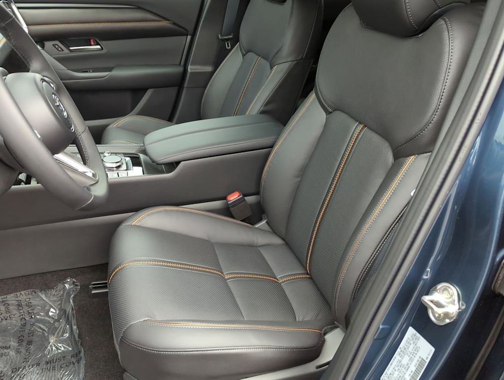 Thumbnail: 2025 Mazda CX-50 - 10