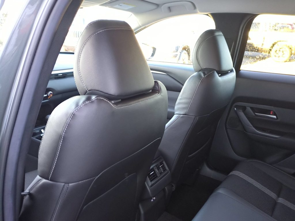 Thumbnail: 2026 Mazda CX-50 - 11