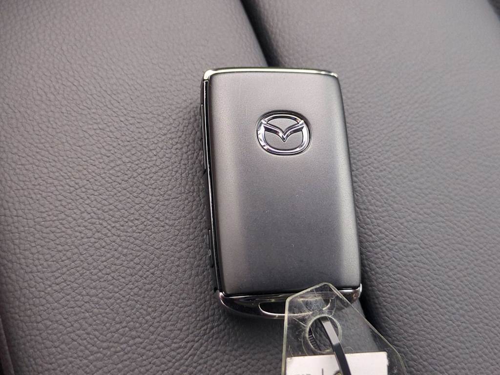 Thumbnail: 2026 Mazda CX-50 - 32