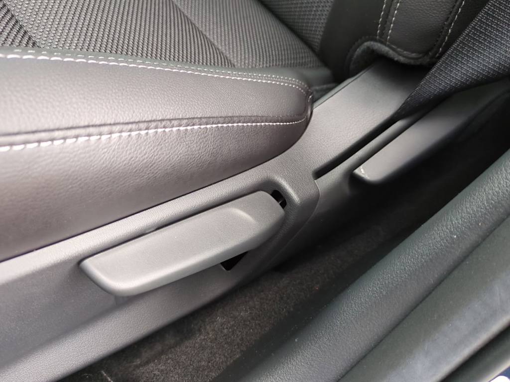 Thumbnail: 2025 Mazda CX-50 - 23