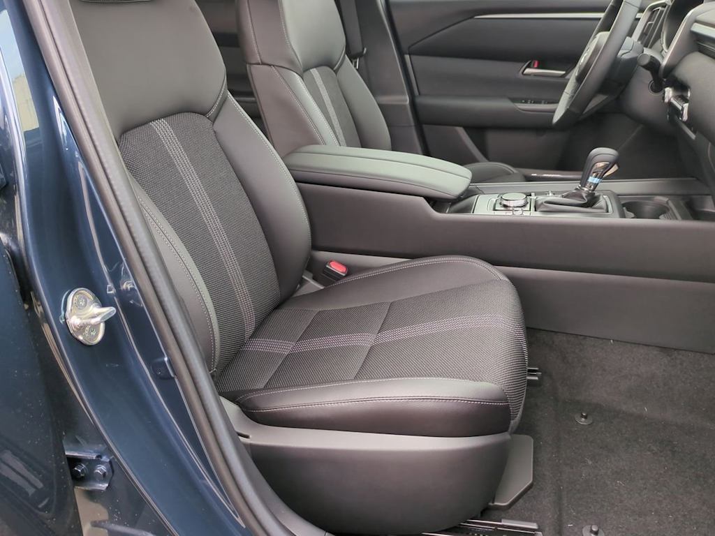 Thumbnail: 2025 Mazda CX-50 - 11