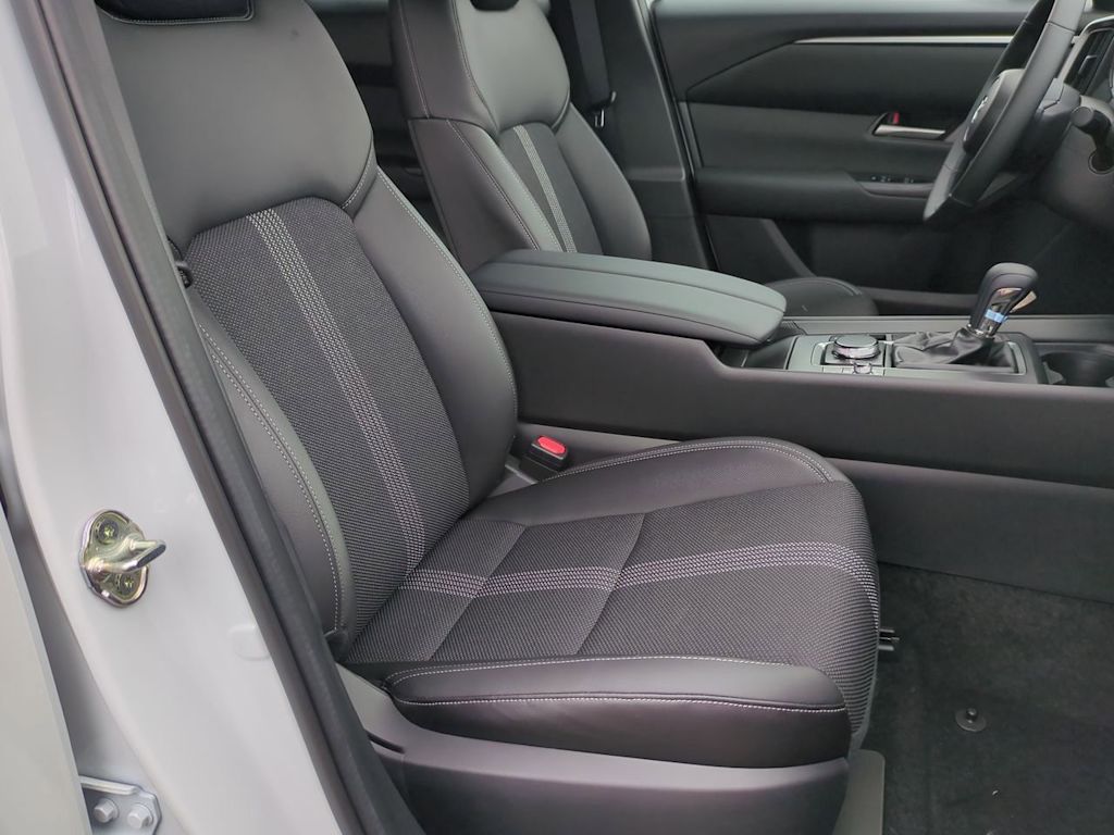 Thumbnail: 2025 Mazda CX-50 - 10