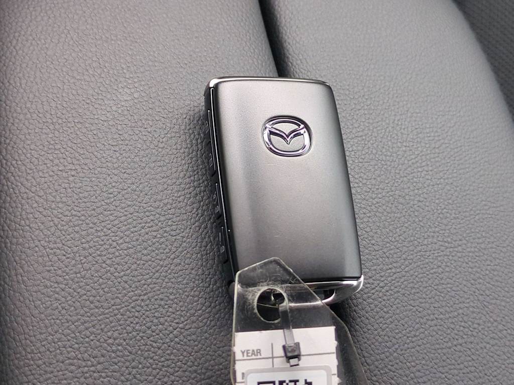 Thumbnail: 2026 Mazda CX-50 - 34