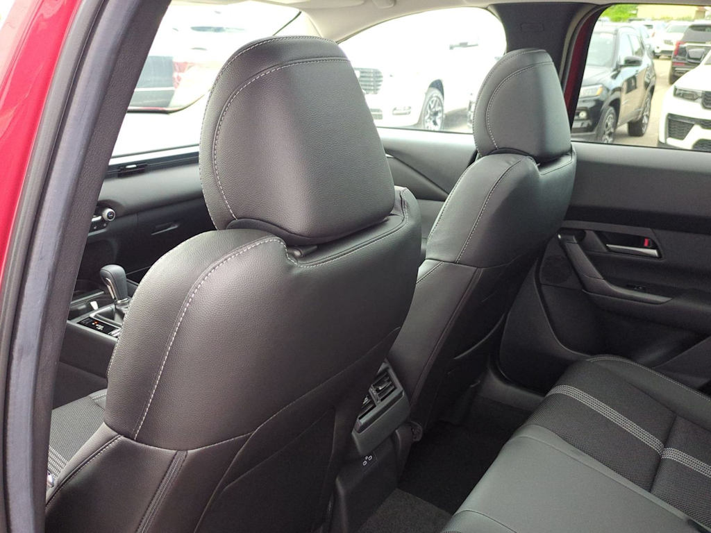 Thumbnail: 2026 Mazda CX-50 - 12