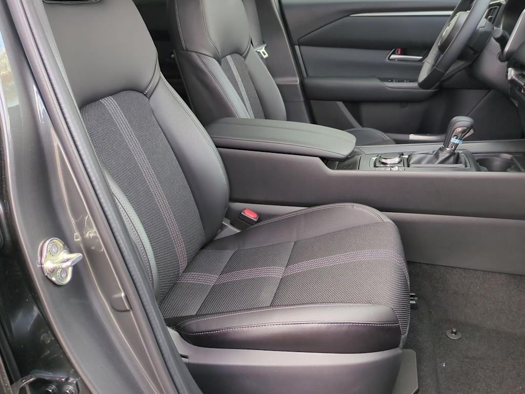 Thumbnail: 2025 Mazda CX-50 - 10