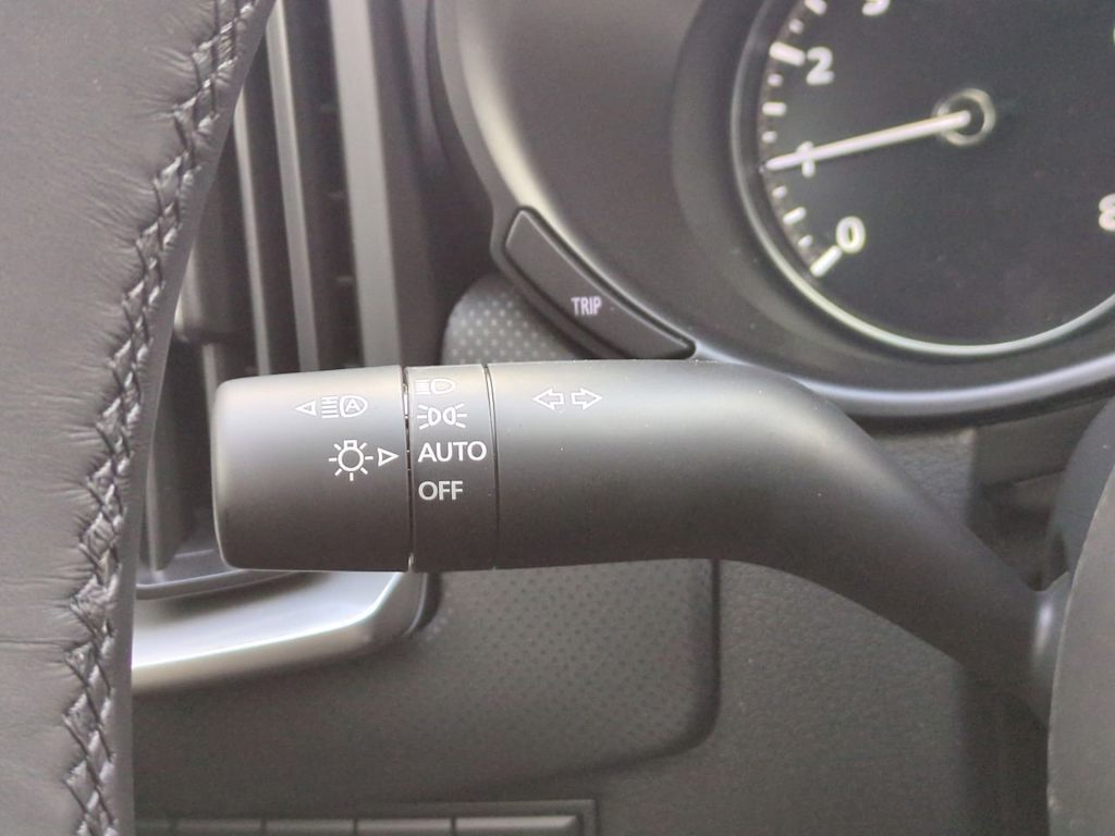 Thumbnail: 2025 Mazda CX-50 - 28