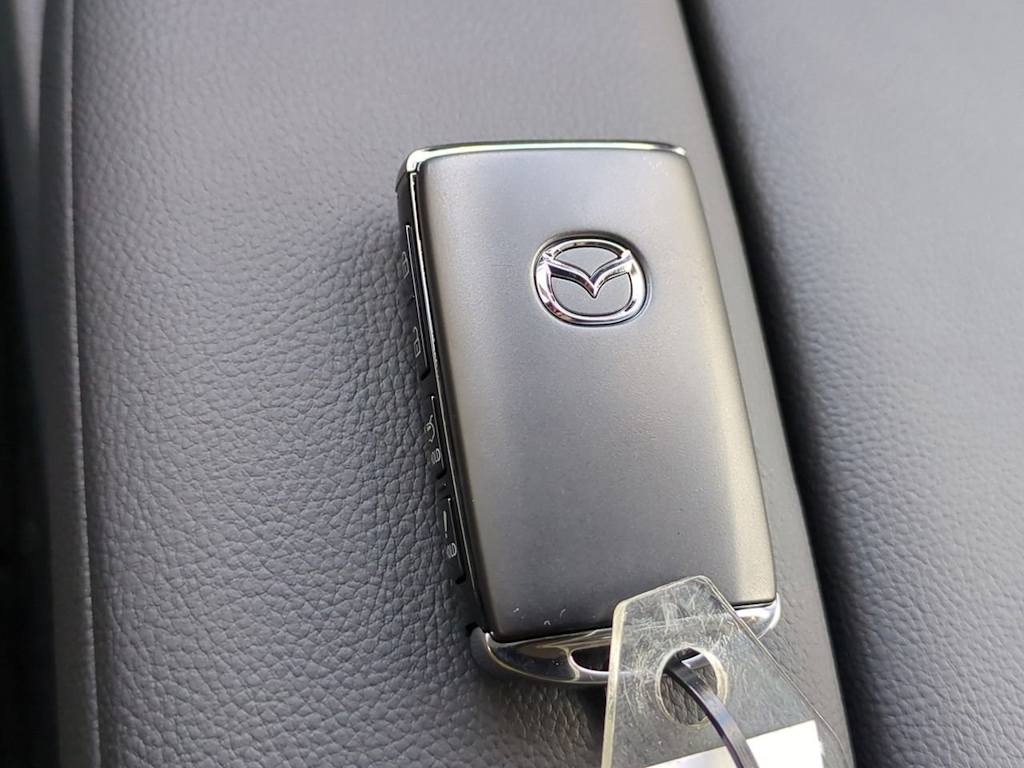 Thumbnail: 2025 Mazda CX-50 - 16