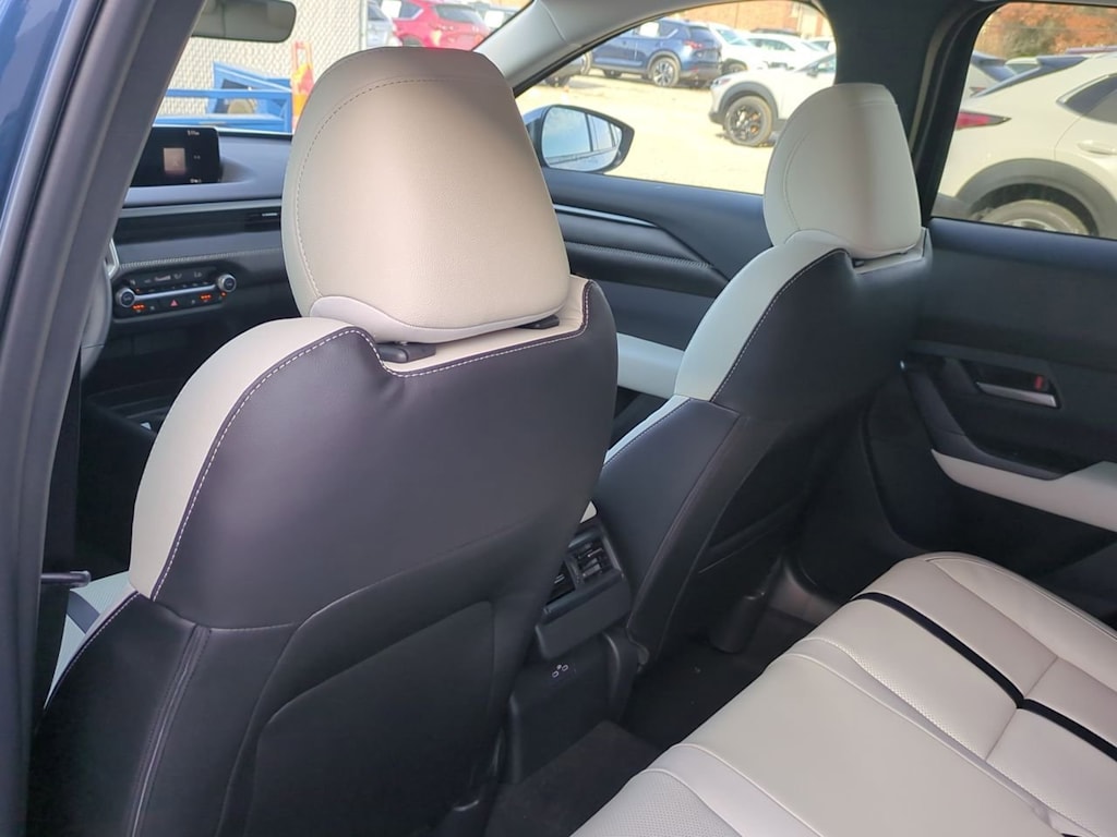 Thumbnail: 2026 Mazda CX-50 - 12