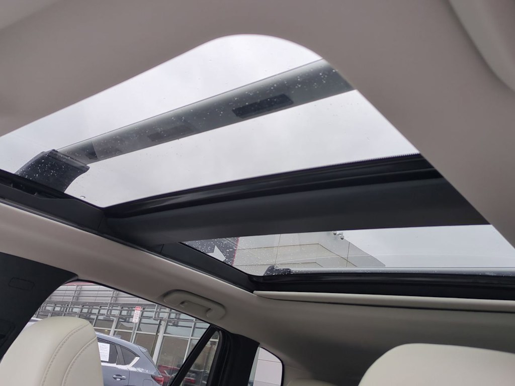 Thumbnail: 2026 Mazda CX-50 - 25