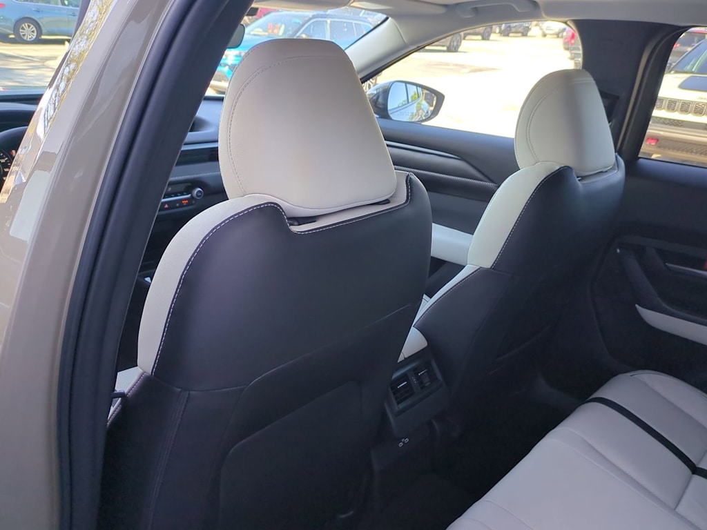 Thumbnail: 2026 Mazda CX-50 - 12