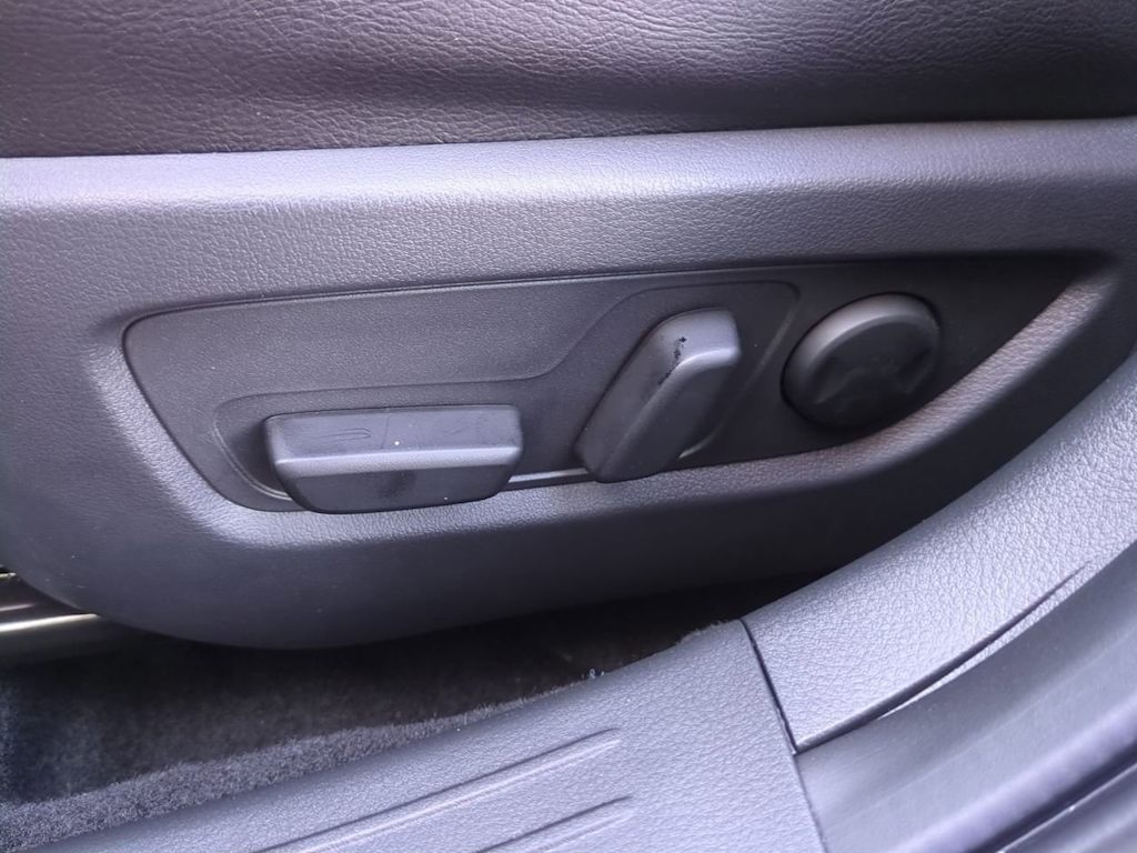 Thumbnail: 2026 Mazda CX-50 - 23