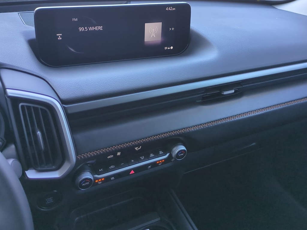 Thumbnail: 2026 Mazda CX-50 - 32