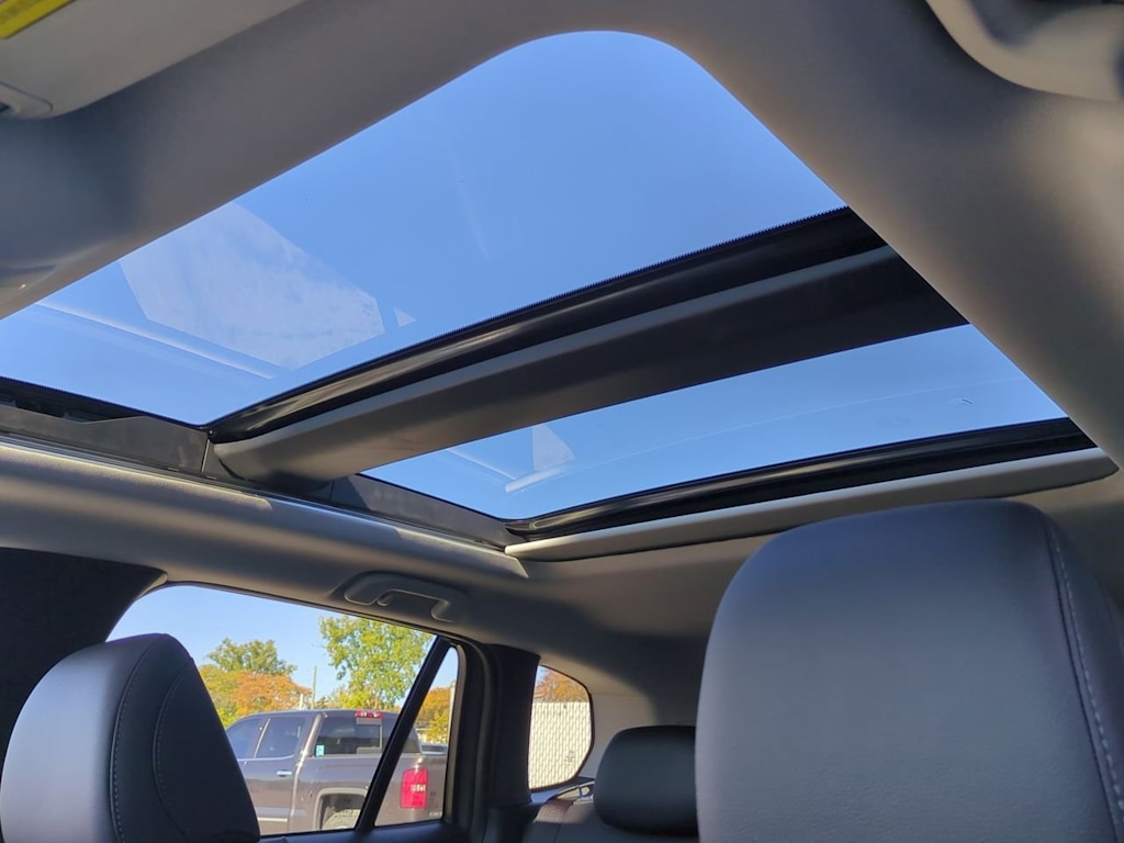 Thumbnail: 2026 Mazda CX-50 - 24