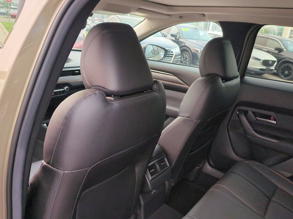 Thumbnail: 2026 Mazda CX-50 - 11