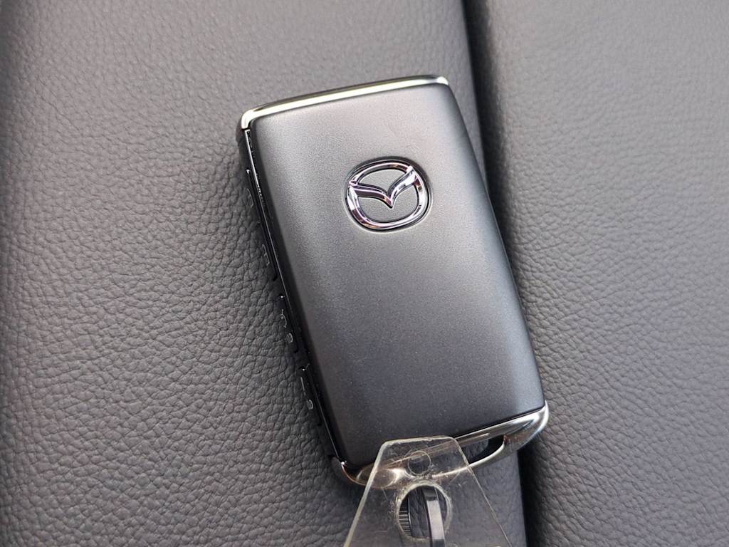 Thumbnail: 2026 Mazda CX-50 - 35