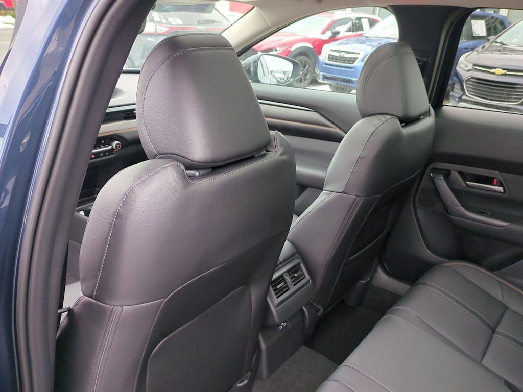 Thumbnail: 2026 Mazda CX-50 - 11