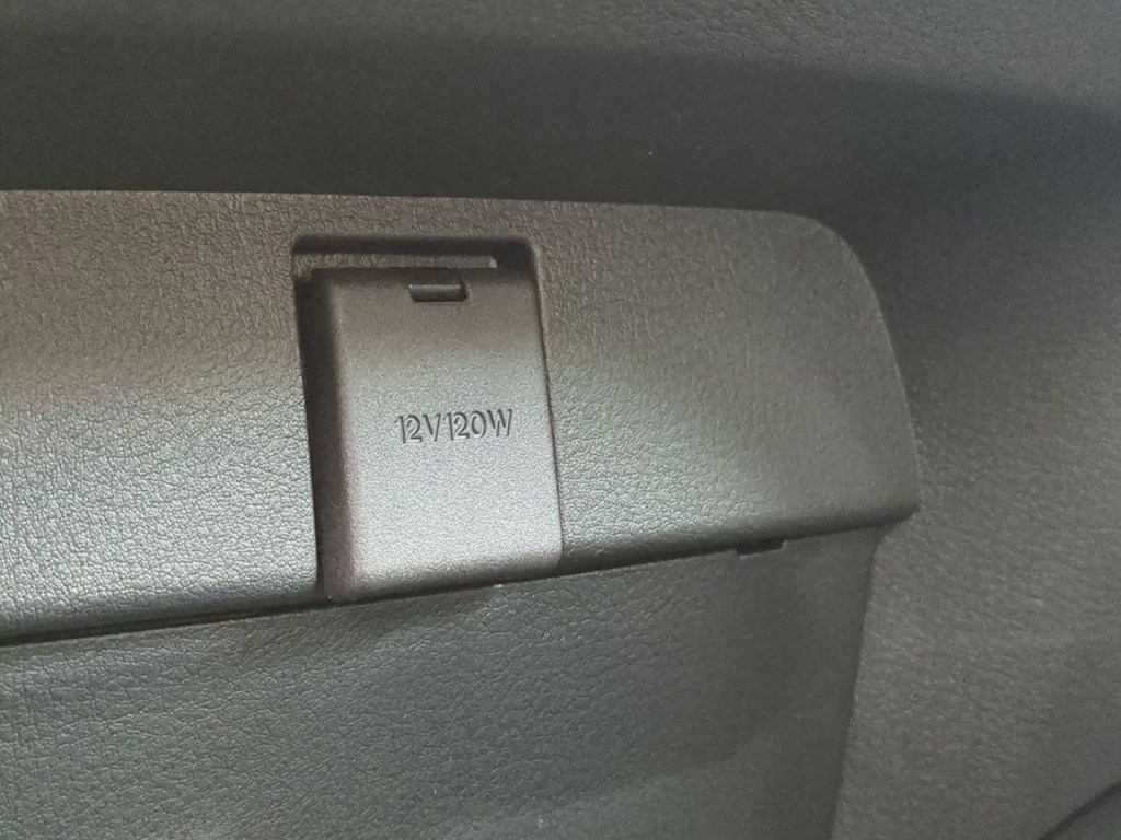 Thumbnail: 2026 Mazda CX-50 - 35