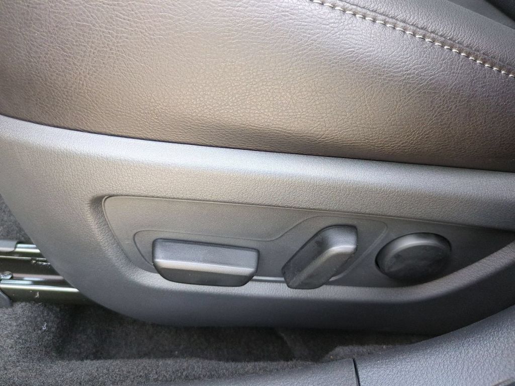 Thumbnail: 2026 Mazda CX-50 - 24