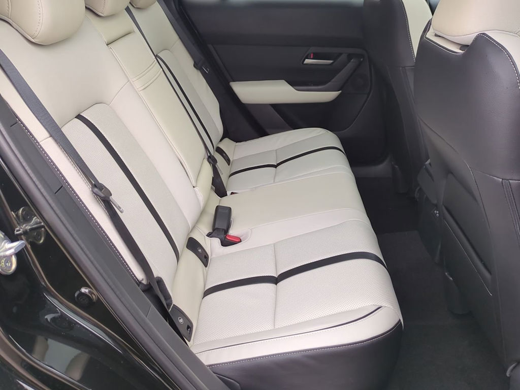 Thumbnail: 2026 Mazda CX-50 - 25