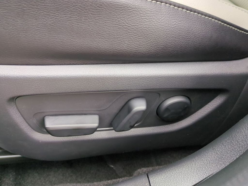 Thumbnail: 2026 Mazda CX-50 - 22