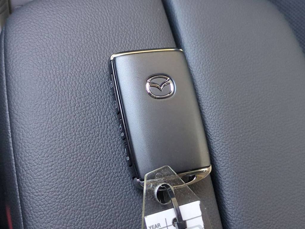 Thumbnail: 2025 Mazda CX-50 - 16