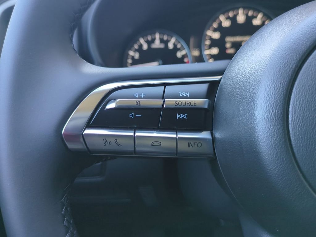 Thumbnail: 2025 Mazda CX-50 - 28