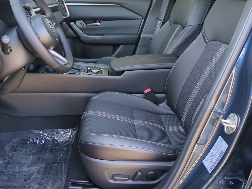 Thumbnail: 2025 Mazda CX-50 - 9