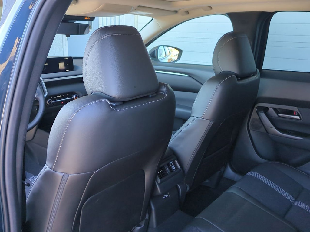 Thumbnail: 2025 Mazda CX-50 - 11