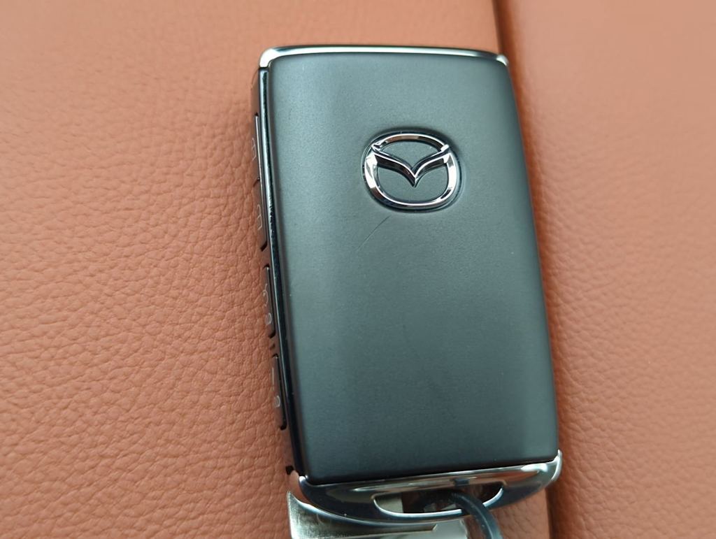 Thumbnail: 2025 Mazda CX-50 - 34