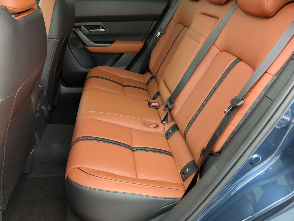 Thumbnail: 2025 Mazda CX-50 - 24