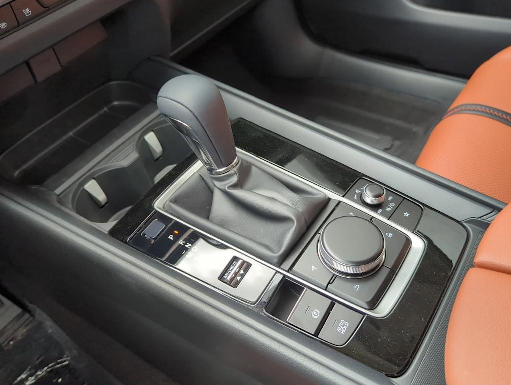 Thumbnail: 2025 Mazda CX-50 - 33