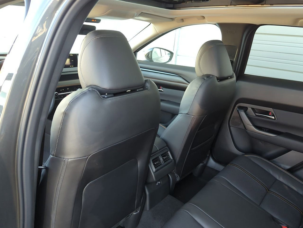 Thumbnail: 2025 Mazda CX-50 - 12