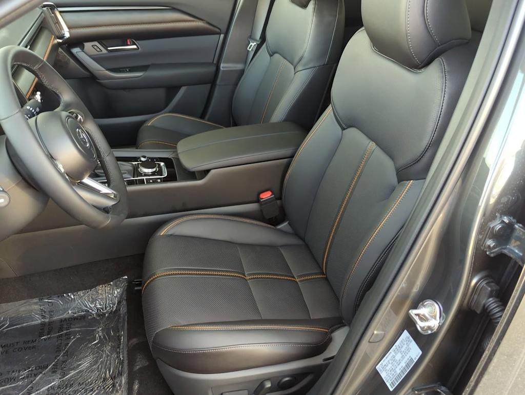 Thumbnail: 2025 Mazda CX-50 - 10