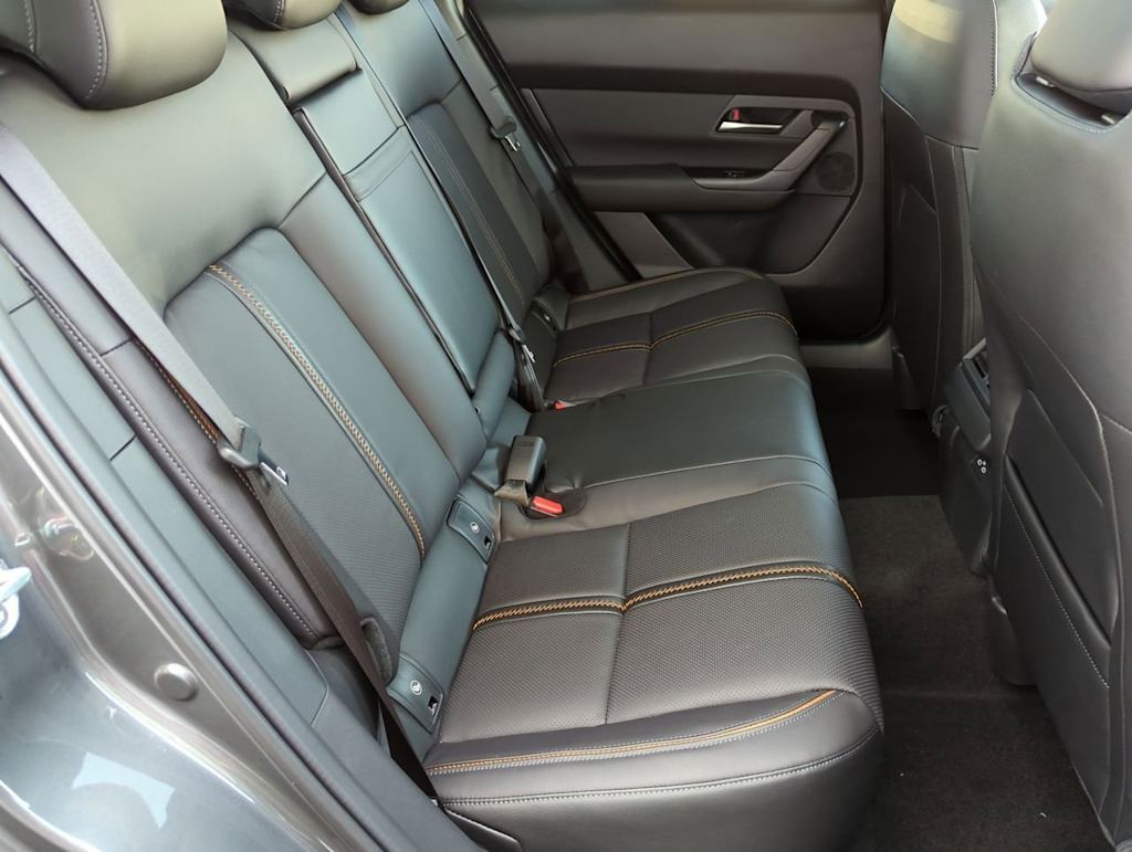 Thumbnail: 2025 Mazda CX-50 - 24