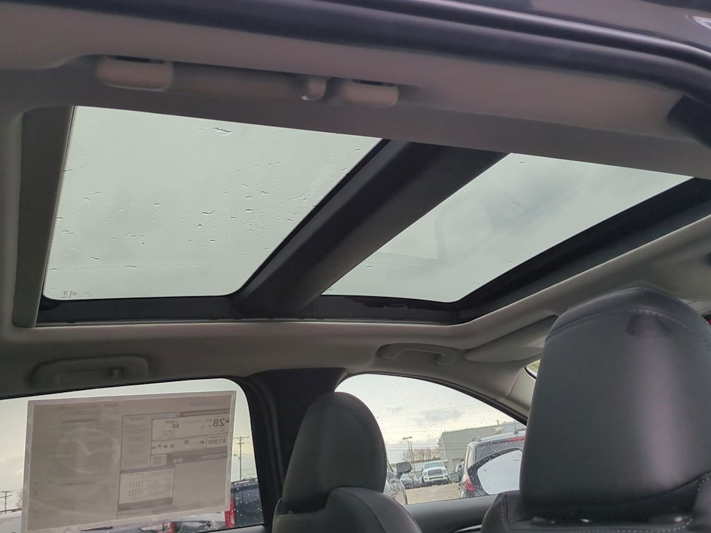 Thumbnail: 2025 Mazda CX-50 - 26