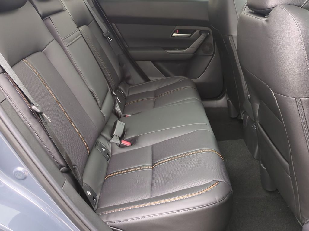 Thumbnail: 2025 Mazda CX-50 - 25