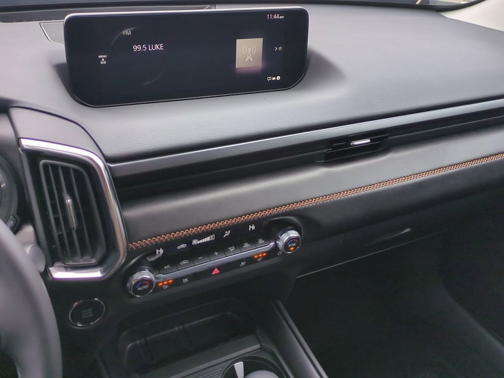 Thumbnail: 2025 Mazda CX-50 - 32