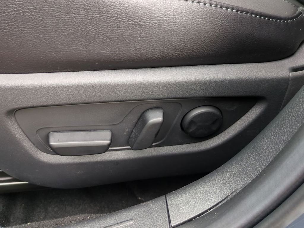 Thumbnail: 2025 Mazda CX-50 - 23