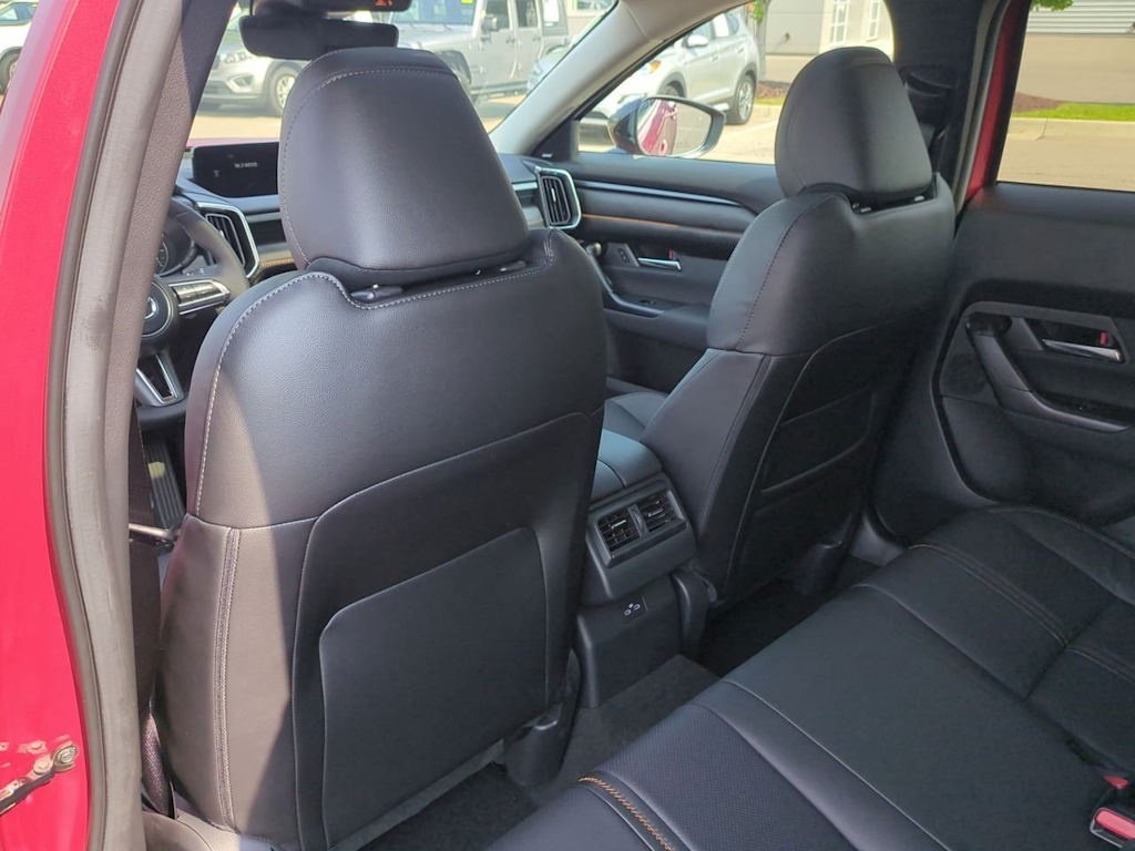 Thumbnail: 2025 Mazda CX-50 - 12