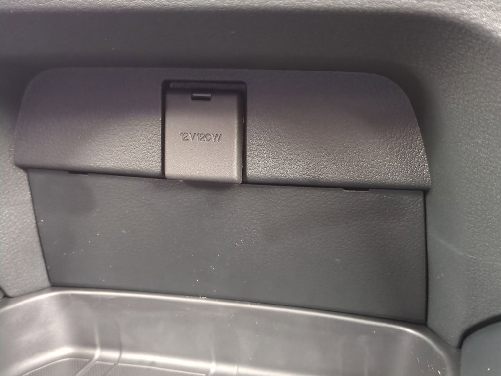 Thumbnail: 2025 Mazda CX-50 - 33