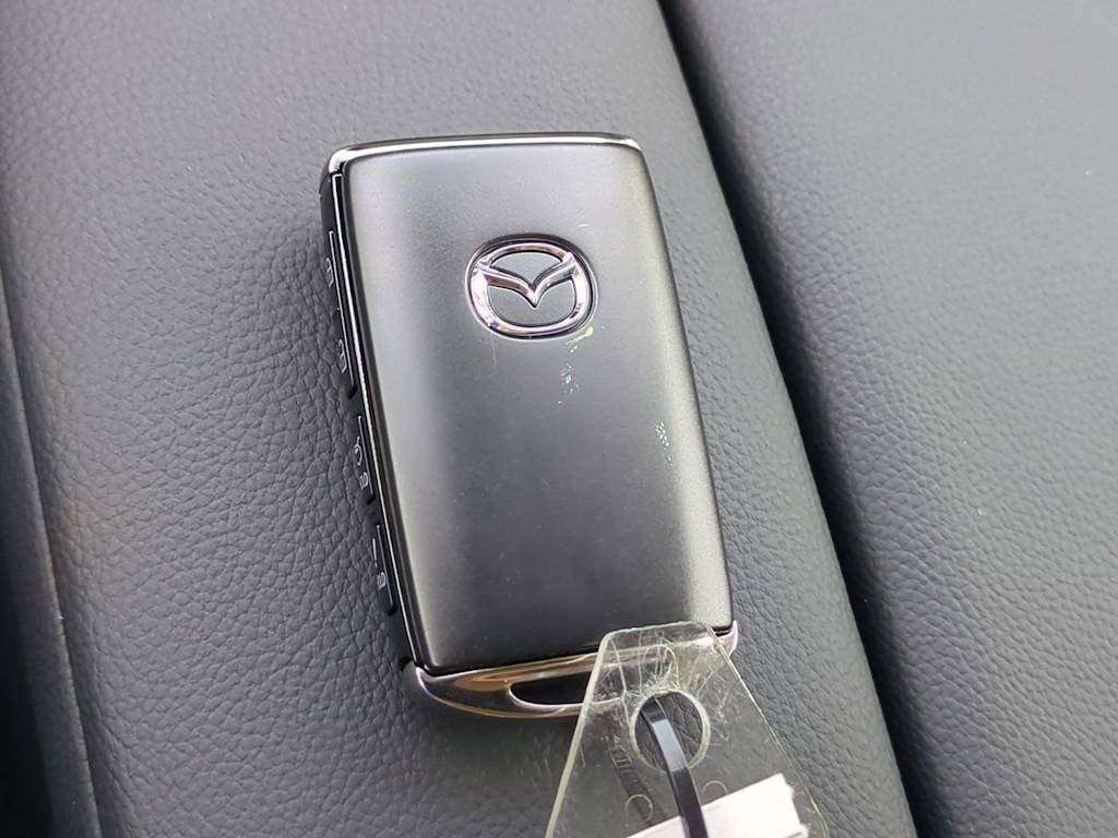 Thumbnail: 2025 Mazda CX-50 - 17